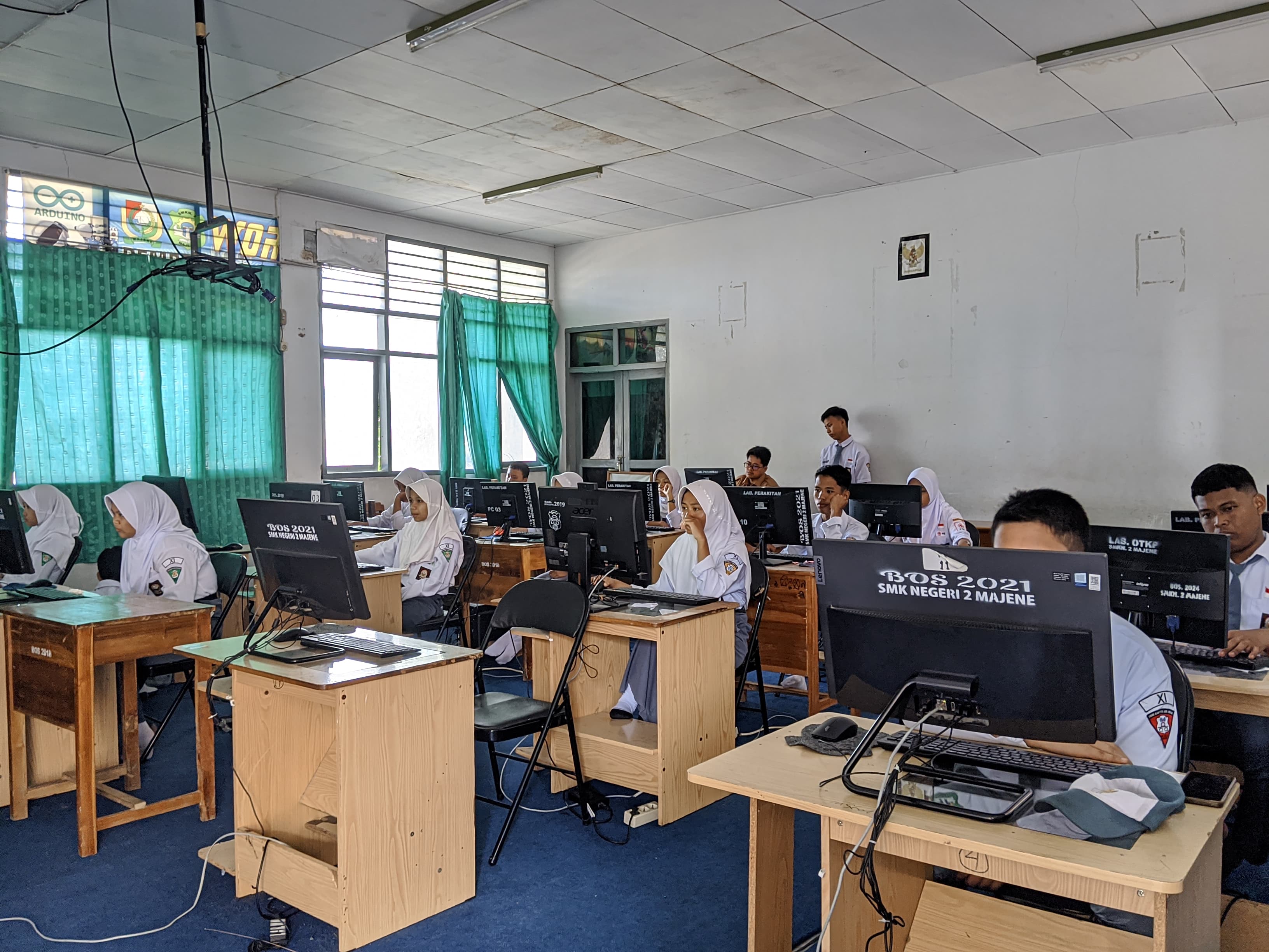 Siswa SMKN 2 Majene mengikuti Gladi ANBK 2024